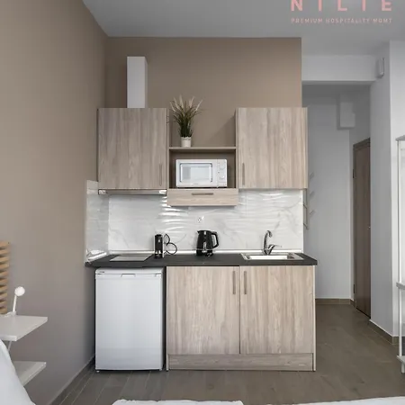 Fragkon 24, Nilie Hospitality Mgmt *