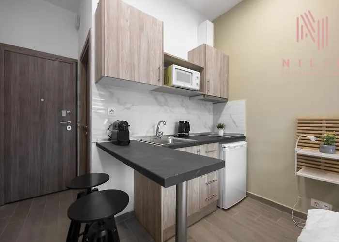 Fragkon 24, Nilie Hospitality Mgmt * سالونيك