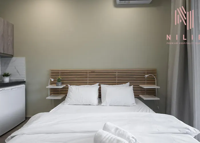 Fragkon 24, Nilie Hospitality Mgmt