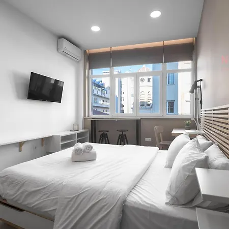 Fragkon 24, Nilie Hospitality Mgmt