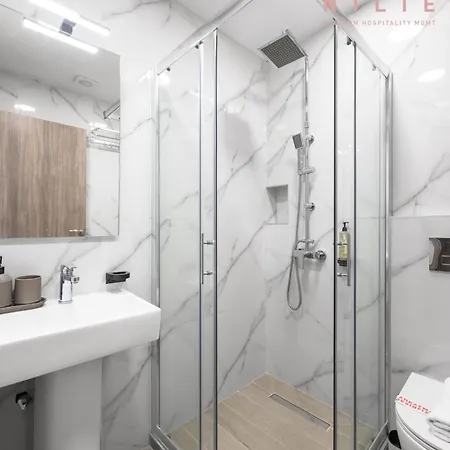 Fragkon 24, Nilie Hospitality Mgmt Soluň