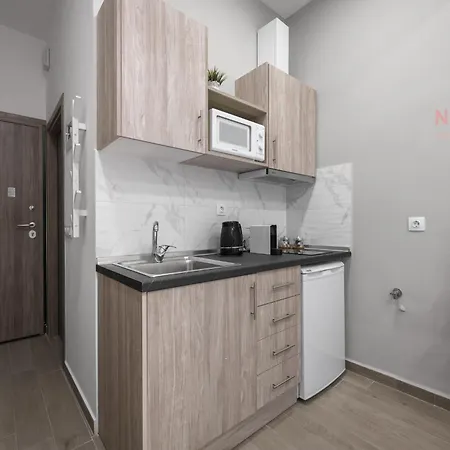 Fragkon 24, Nilie Hospitality Mgmt Soluň