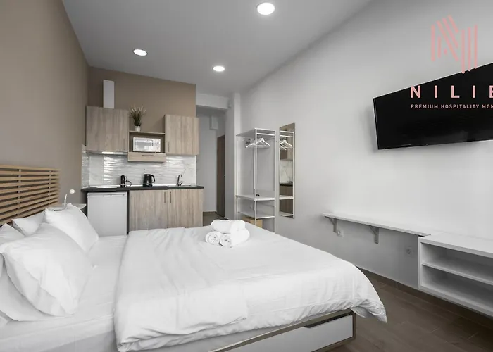 Fragkon 24, Nilie Hospitality Mgmt Soluň