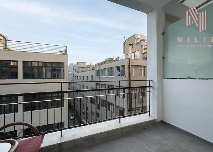 Fragkon 24, Nilie Hospitality Mgmt