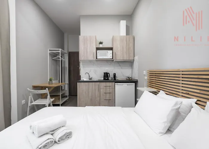 Fragkon 24, Nilie Hospitality Mgmt *