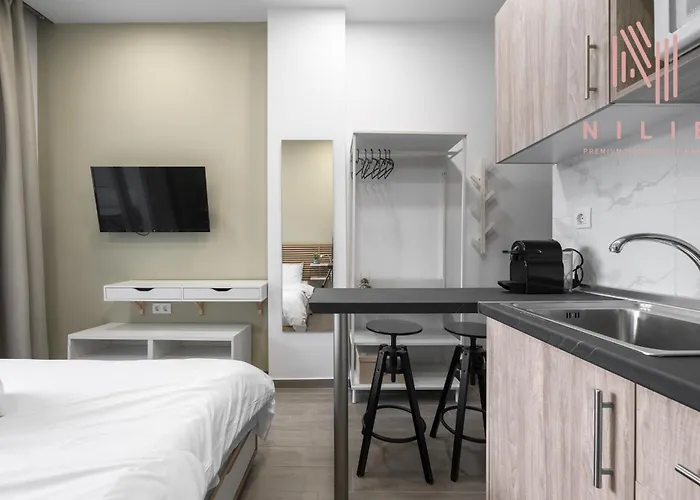 Fragkon 24, Nilie Hospitality Mgmt Soluň